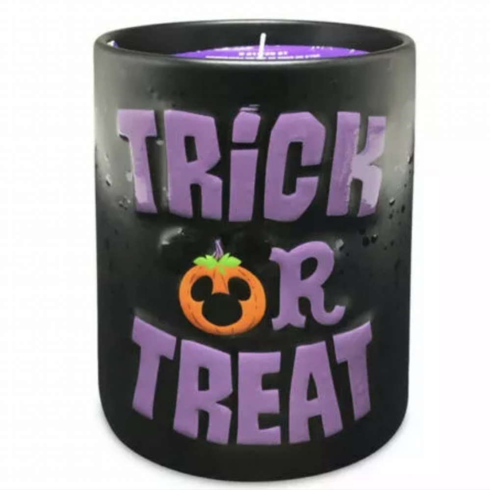 Nwt Disney trick or treat Halloween candle